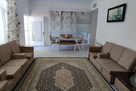 وبلا استخردار دوخواب زیبای ماندگار در چهارباغ