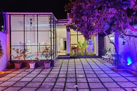 ویلا استخردار شیشه ای سه خواب بهاران در رامسر