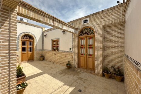 اتاق چهار تخته در هتل سنتی کاشان