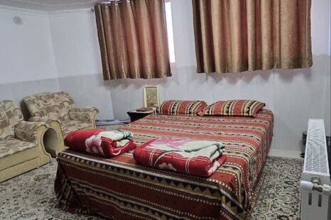 آپارتمان مبله تکخواب گل رز واحد 1 در یزد