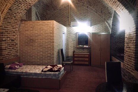 واحد مبله وزیرنشین در اقامتگاه بوم گردی در دلیجان