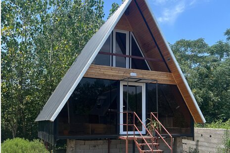 کلبه سوئیسی تکخواب ارشام 2 در بندرانزلی