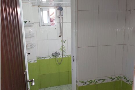 واحد تکخواب یونا در ویلای ساری