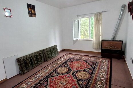 واحد دو خواب مبله در طبقه دوم ویلا ماسال