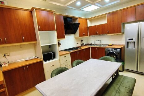 آپارتمان مبله سه خواب استخردار در اقدسیه