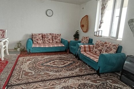 واحد تکخواب در طبقه همکف ویلا بره سر