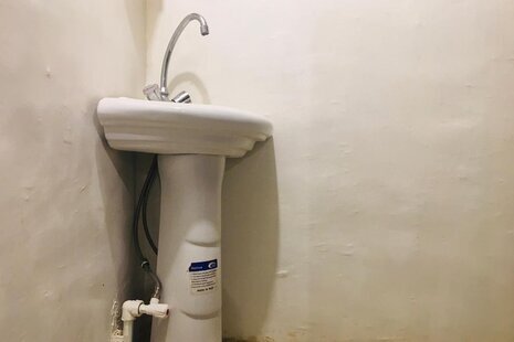 اتاق گل در اقامتگاه بومگردی لافت