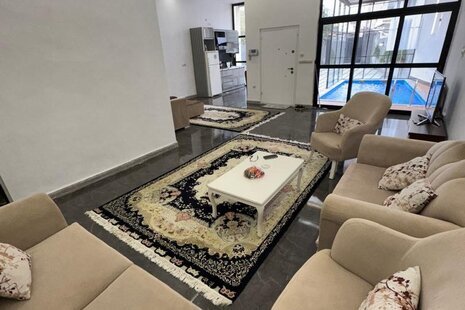 ویلا استخردار شیشه ای سه خواب بهاران در رامسر