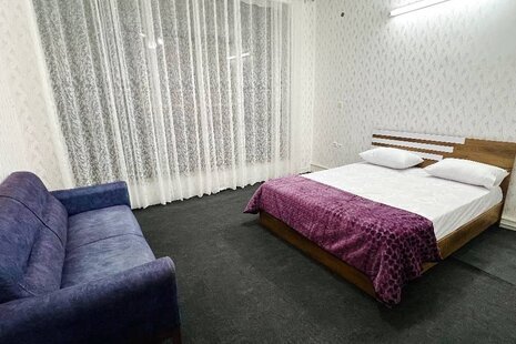 آپارتمان مبله دوخواب همکف در شیراز