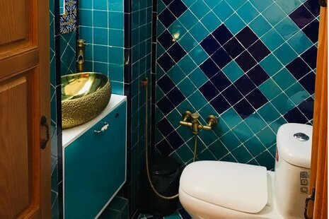 اتاق 5 تخته شورانگیز در اقامتگاه بومگردی در کاشان