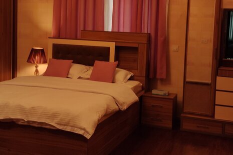 آپارتمان مبله سه خواب لوکس استخردار 5 در الهیه