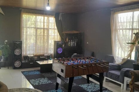 ویلا استخر روباز دوخواب در چهارباغ