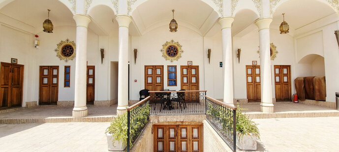 اتاق دبل 208 کانکت در هتل کاشان
