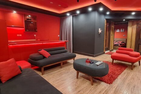 آپارتمان مبله تک خواب ایینه خانه در اصفهان