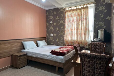 واحد تکخواب 201 در هتل آپارتمان قشم