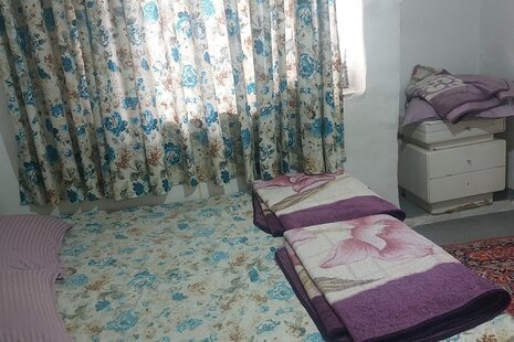 سوئیت مبله طبقه همکف در خیابان کارگر جنوبی