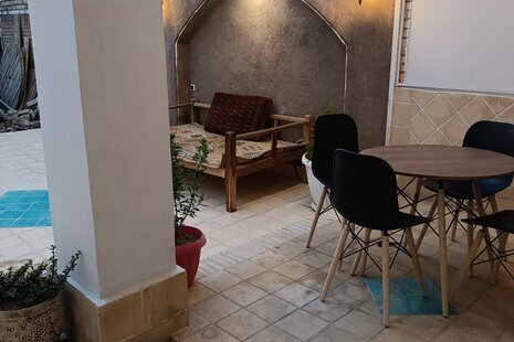 اتاق پستو  سرای سنتی در بومگردی کاشان