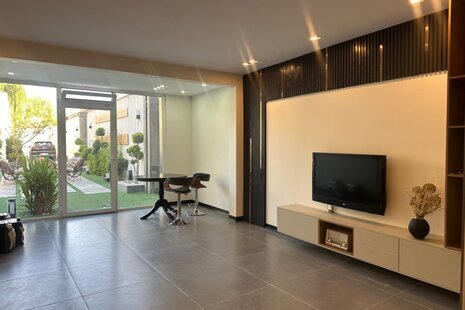 ویلا استخردار مبله دوخواب مدرن پارامیس در شهریار