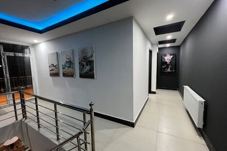 ویلا دوبلکس استخردار دوخواب مبله در چهارباغ