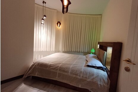 ویلا دو طبقه استخردار مبله دوخواب لوکس خیال در چهارباغ