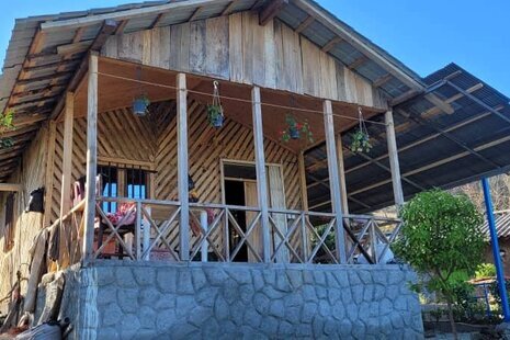 سوئیت ویلا سنتی 80 متری در تنکابن