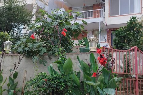 واحد مبله تکخواب طبقه اول ویلا کژال در تنکابن