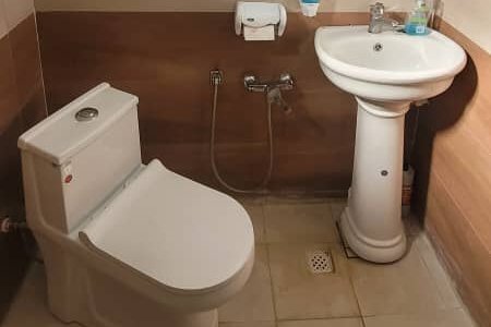 سوئیت ویلا سنتی 80 متری در تنکابن