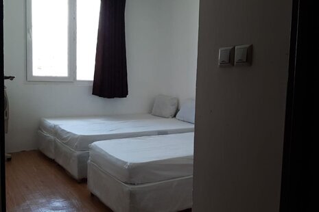 آپارتمان دو خواب نیما یوشیج در مشهد