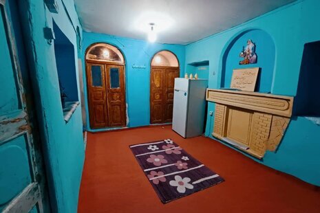 اتاق 3 نفره فیروزه در بومگردی شیراز