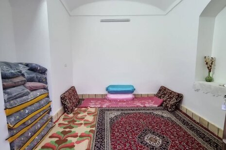 واحد جواهر در اقامتگاه بوم گردی در آران و بیدگل