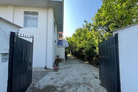 واحد تکخواب ساحلی در طبقه همکف ویلای شیرود