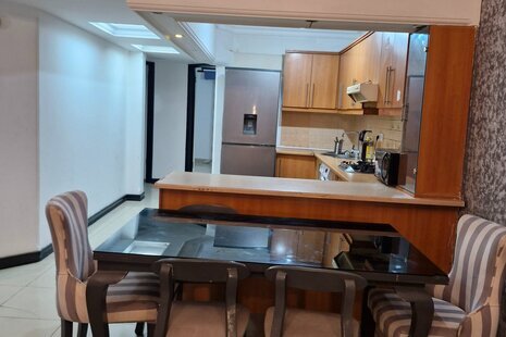 آپارتمان مبله دوخواب طبقه 2 در شهرک صدف