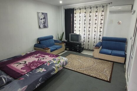 سوییت طبقه اول در نور