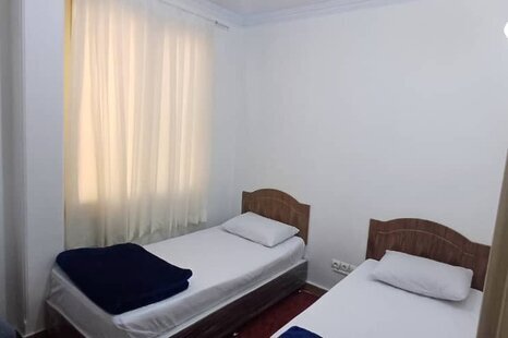 واحد دو خواب در هاستل تهران