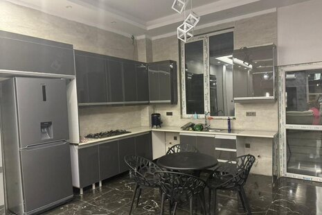 ویلا دوخواب استخردار کارن در چهارباغ