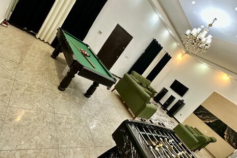 ویلا 2 خواب استخرسرپوشیده هاشامیر 3 در چهارباغ