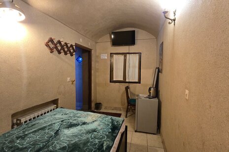 اتاق (10) در اقامتگاه بومگردی یزد