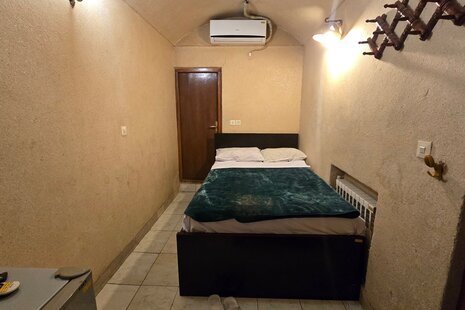 اتاق (10) در اقامتگاه بومگردی یزد