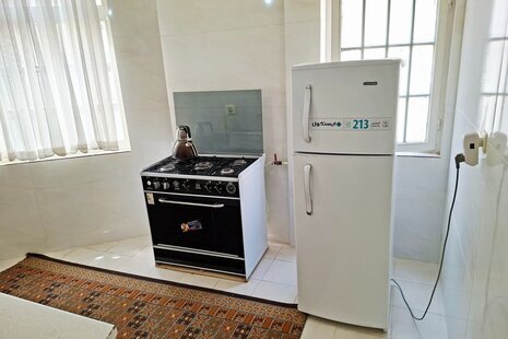 آپارتمان مبله تکخواب در ارم (2)