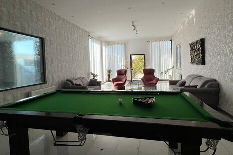 ویلا استخردار مبله دوخواب ستین در چهارباغ