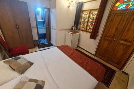 اتاق استاد حسن کسایی در اقامتگاه بومگردی اصفهان