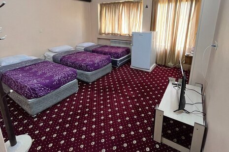 سوئیت 25 متری شروین در اصفهان