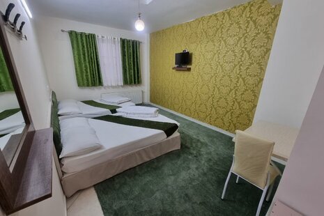 واحد 203 در هتل آپارتمان مشهد