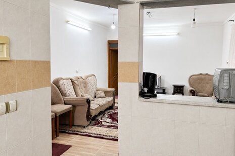 واحد مبله تکخواب طبقه همکف ویلا در علی آباد