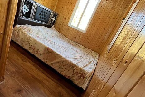 واحد تکخواب در طبقه اول کلبه شیرگاه