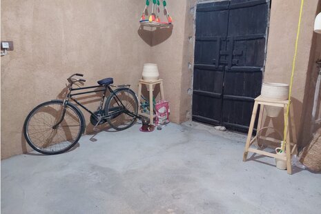 اتاق مجلسی در اقامتگاه بومگردی دشتی بوشهر