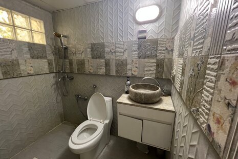 آپارتمان مبله دوخواب شیک منوچهری (1) در کیش