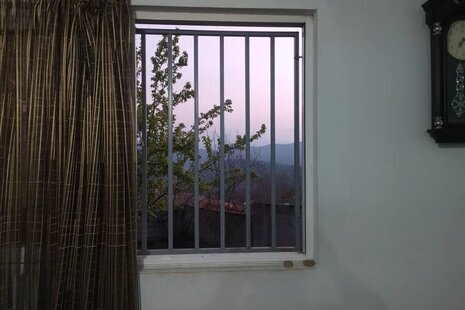 واحد در روستایی آرام در زیرآب