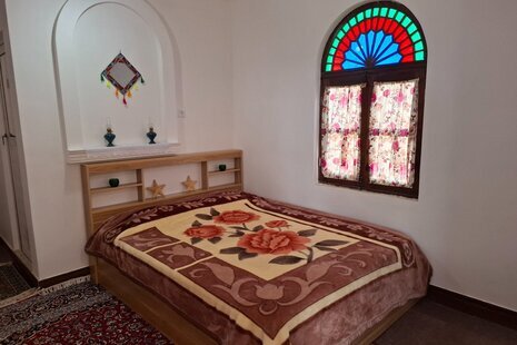 اتاق سه نفره ساحلی (8) در اقامتگاه بومگردی بوشهر