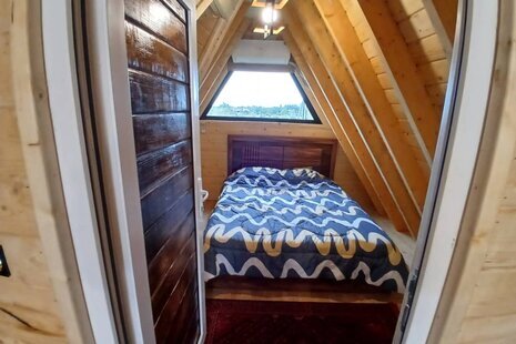 کلبه سوئیسی دوبلکس مبله دوخواب افرا در رامسر